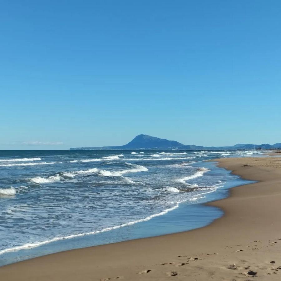 Piles Playa Beach Apartment Экстерьер фото
