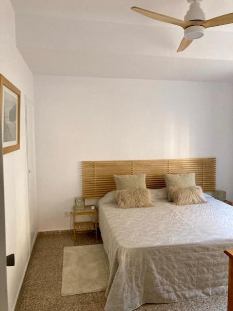 Piles Playa Beach Apartment Экстерьер фото
